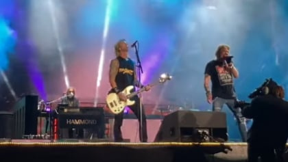 GUNS N' ROSES Performs Cover Of AC/DC's 'Walk All Over You' At European Tour Kick-Off (Video)